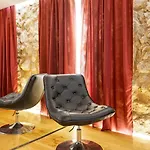 Green Street Lisbon Loft